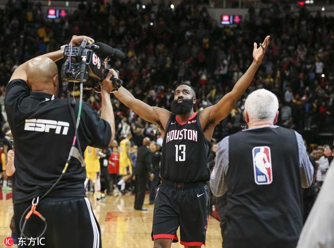 【棒球经典】重温2023年MLB美国职业棒球大联盟常规赛 飘逸扭身躲球本垒打名场面