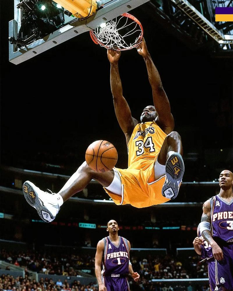 阿门：火箭擅长投三分的球员获得了很多优质机会，但就是不中