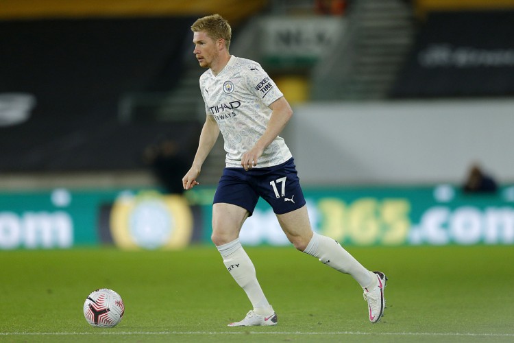 胡利安的抽射越过横梁飞出底线。 来源：马竞官方推特