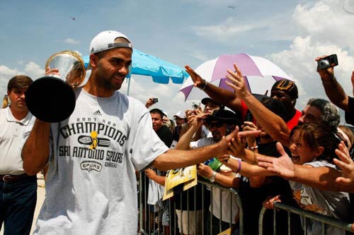 退步最快球员？现国手5中0被王浩然打爆，球迷：不如范子铭