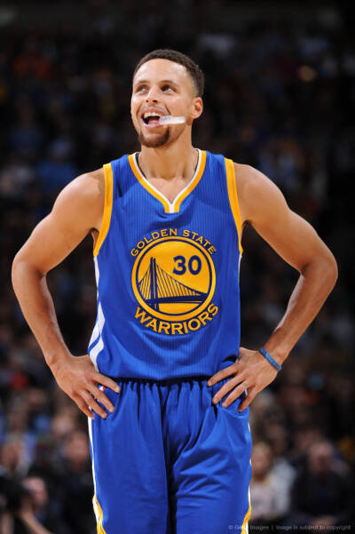 阿森纳对利物浦比赛中爆发争议一幕：马丁内利行为引众怒