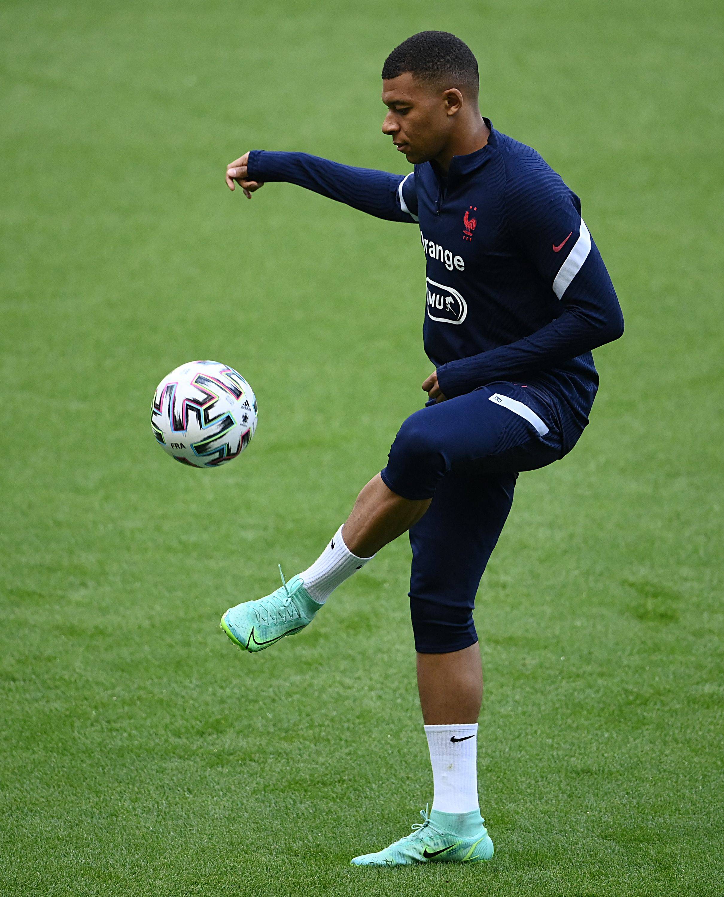 文班&哈珀 互吹一下＂