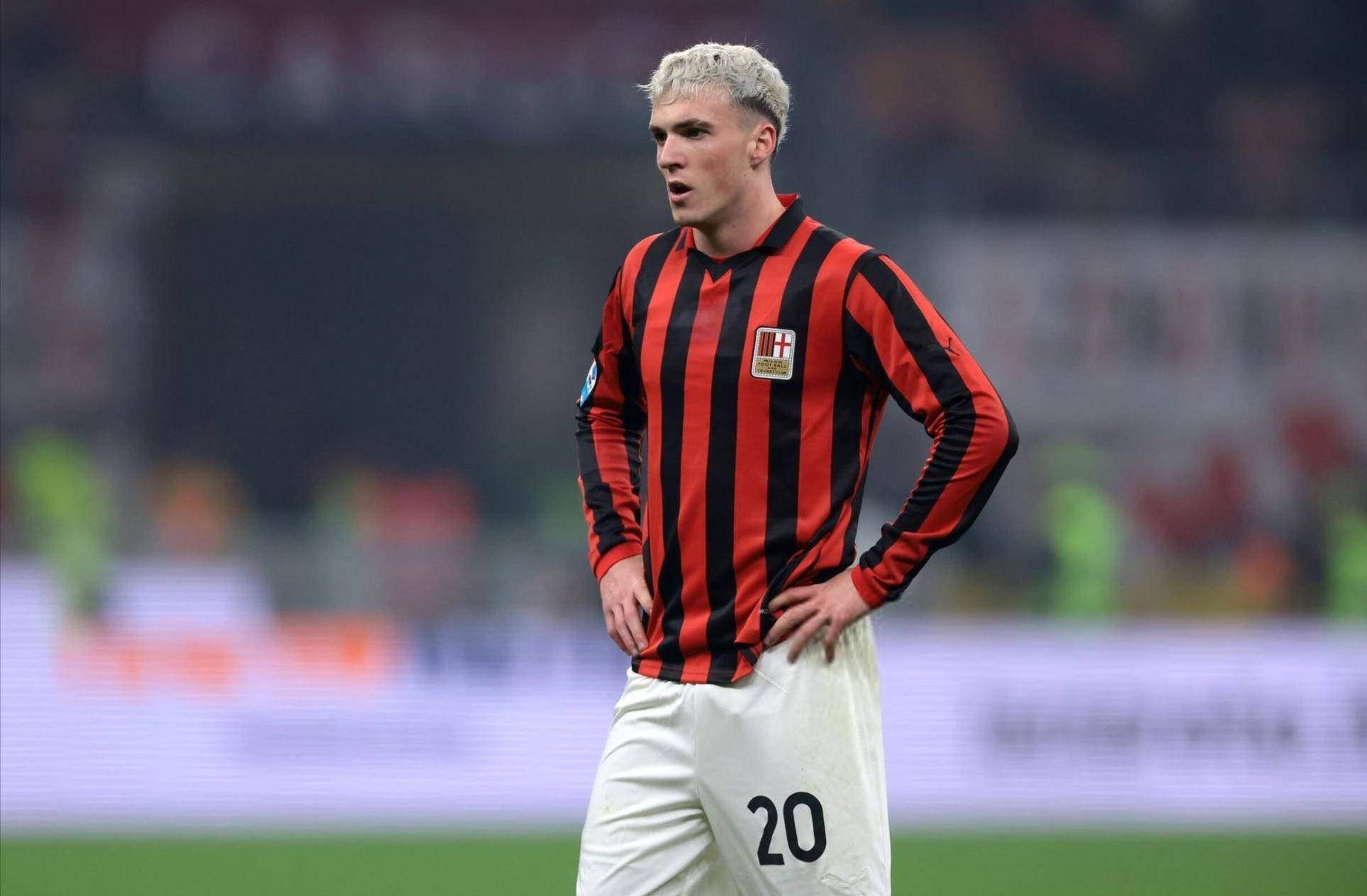 餐巾纸上的世纪豪赌：国米等豪门曾想签梅西，但梅西不肯离开巴萨