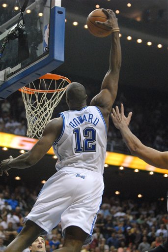 暗区突围端游今日正式上线 ｜ 与世界冠军一起刺激枪战！