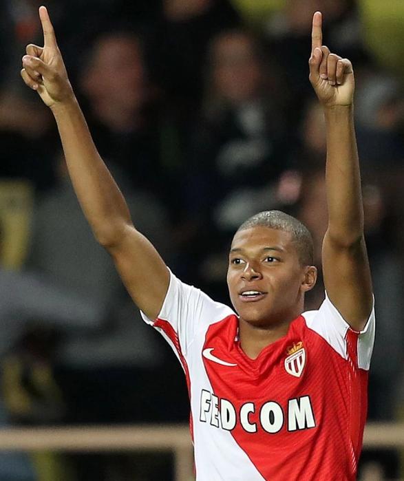 巴西队核心伤退影响巨大